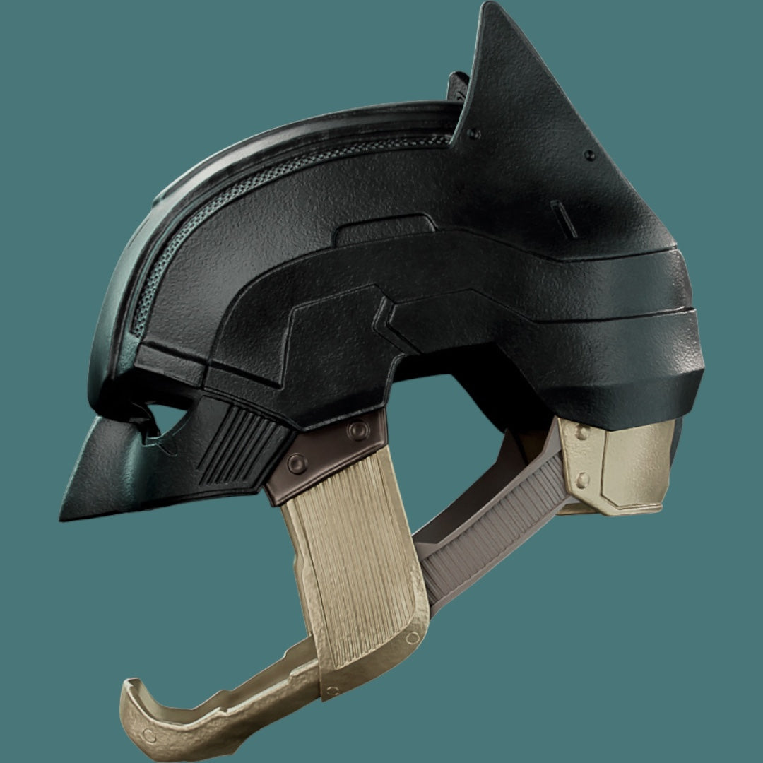 Dark Knight Tactical Helmet – Batman Collector Prop Replica